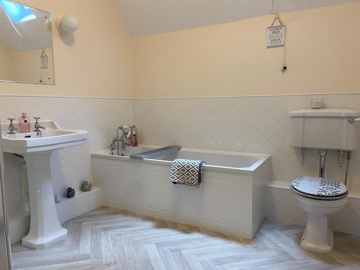 Fabulous 2 Bedroom House Just Outside Edinburgh Auchendinny Екстер'єр фото